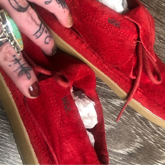 Vans ~ women’s red moccasins - Picture 3 of 7